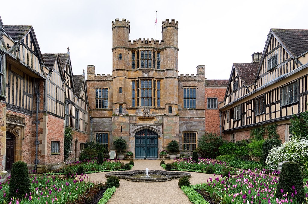 tudor places to visit