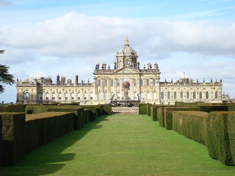 13 Baroque Country Houses in England