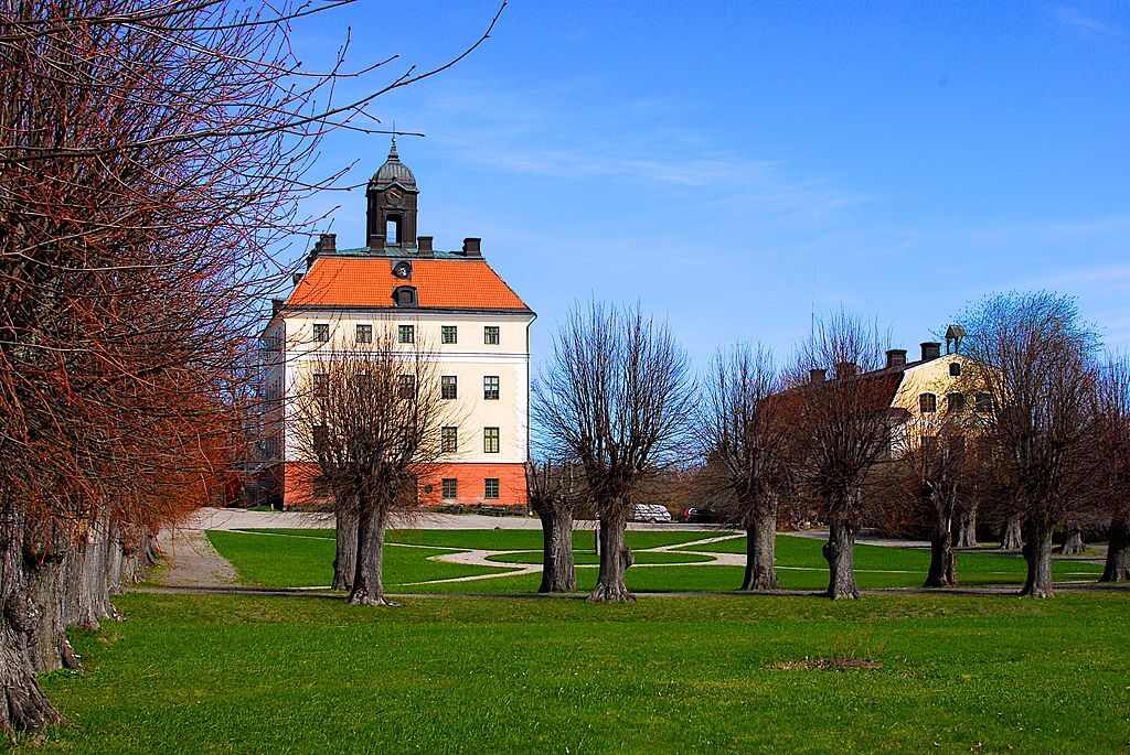 ängsö-slott-castles-lake-mälaren