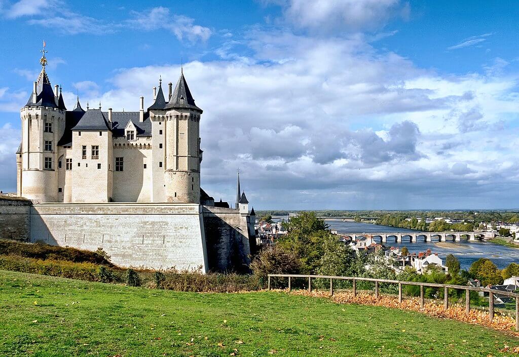 best castles to visit in france