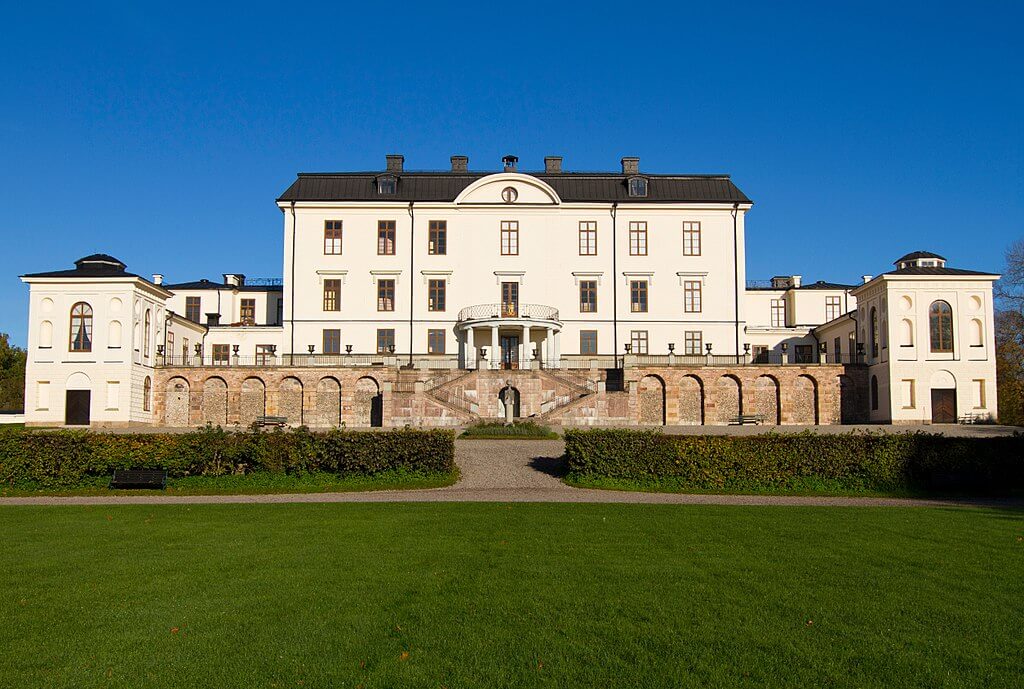 rosersberg-palace-royal-castles-stockholm-sweden-hotel