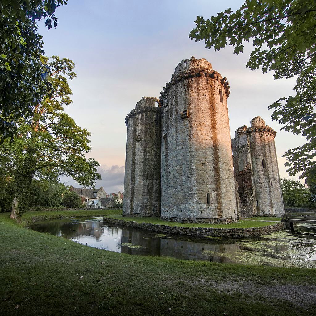 nunney-castle-somerset-england