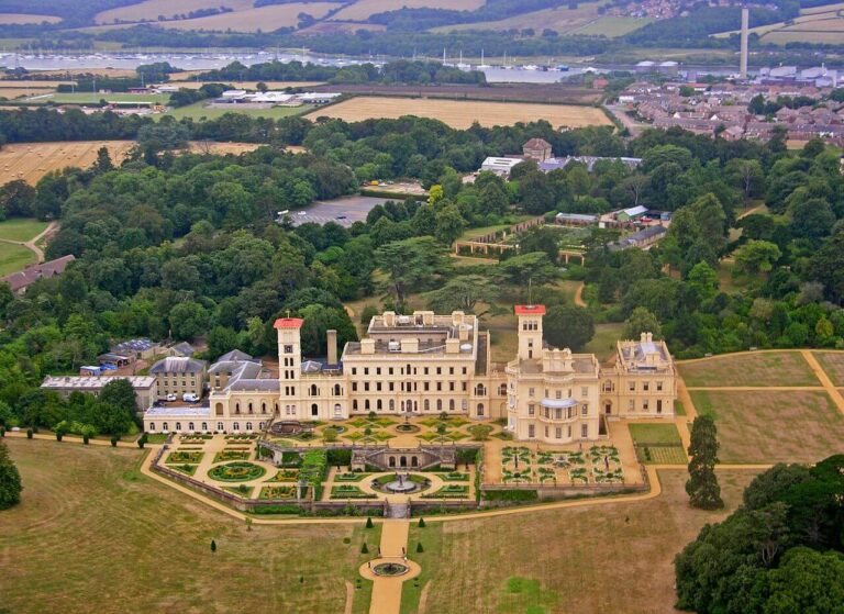 osborne-house-queen-victoria-prince-albert-isle-of-wight-england