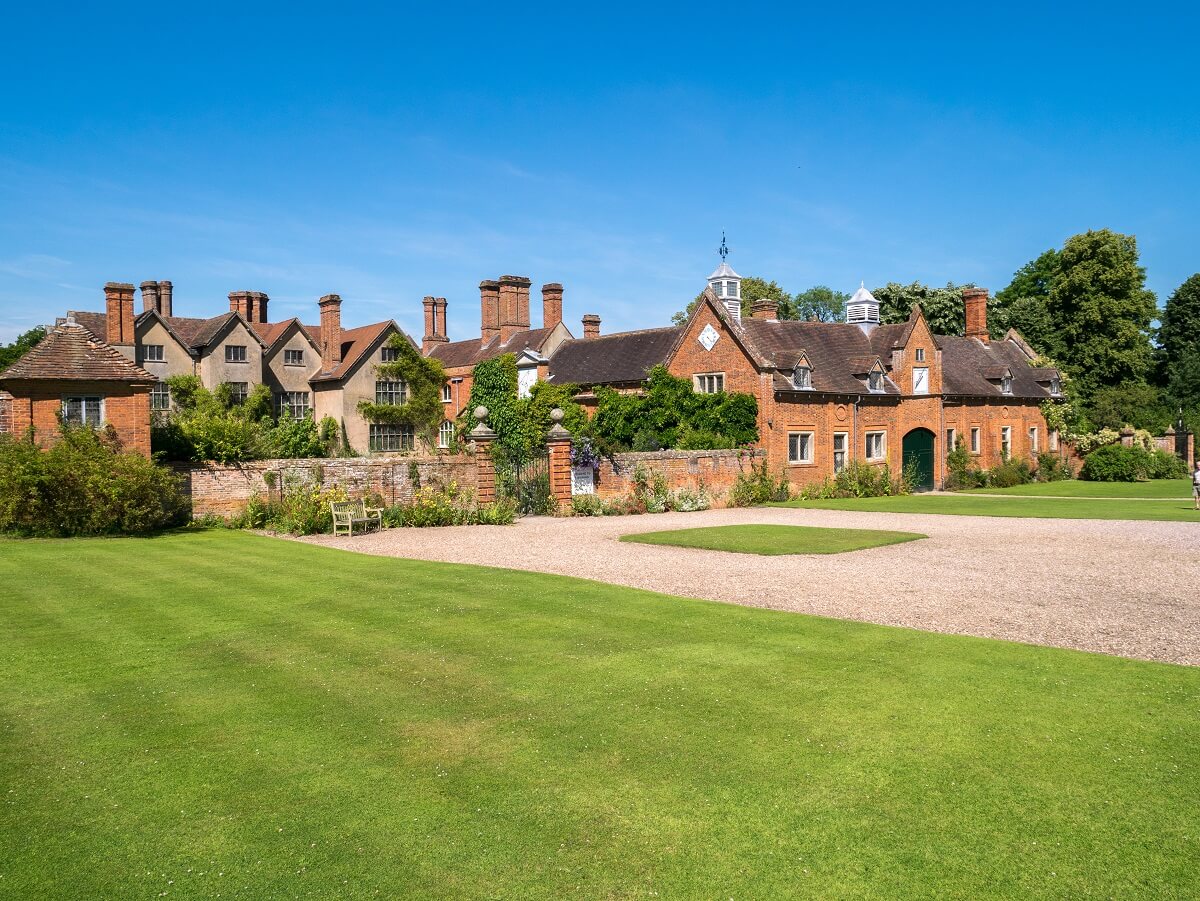 packwood-house-country-estate-warwickshire