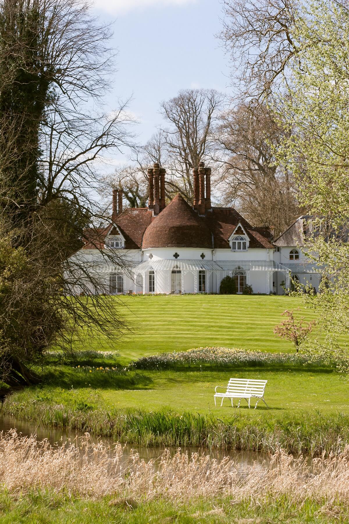 houghton-lodge-gardens-cottage-ornée-hampshire-england