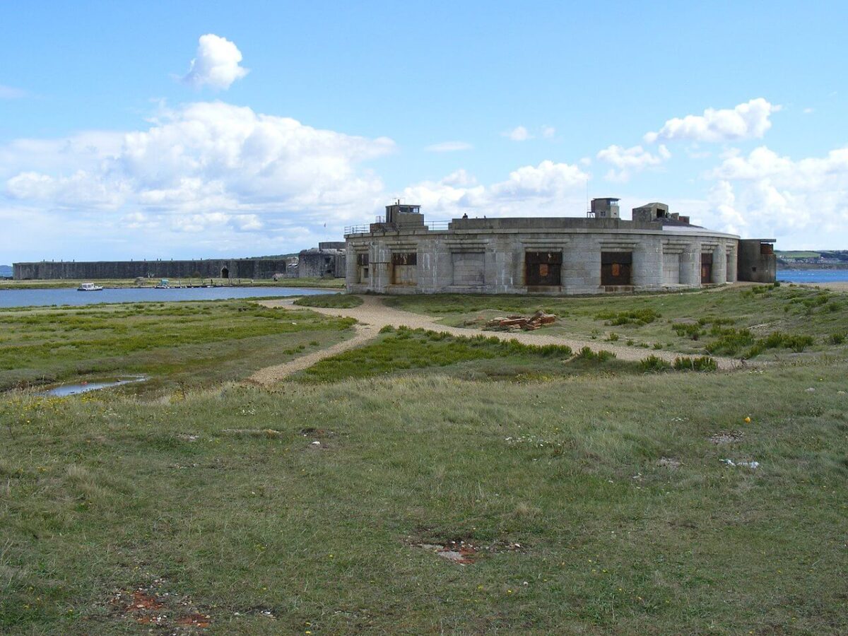 hurst-castle-best-castles-in-hampshire-visiteuropeancastles