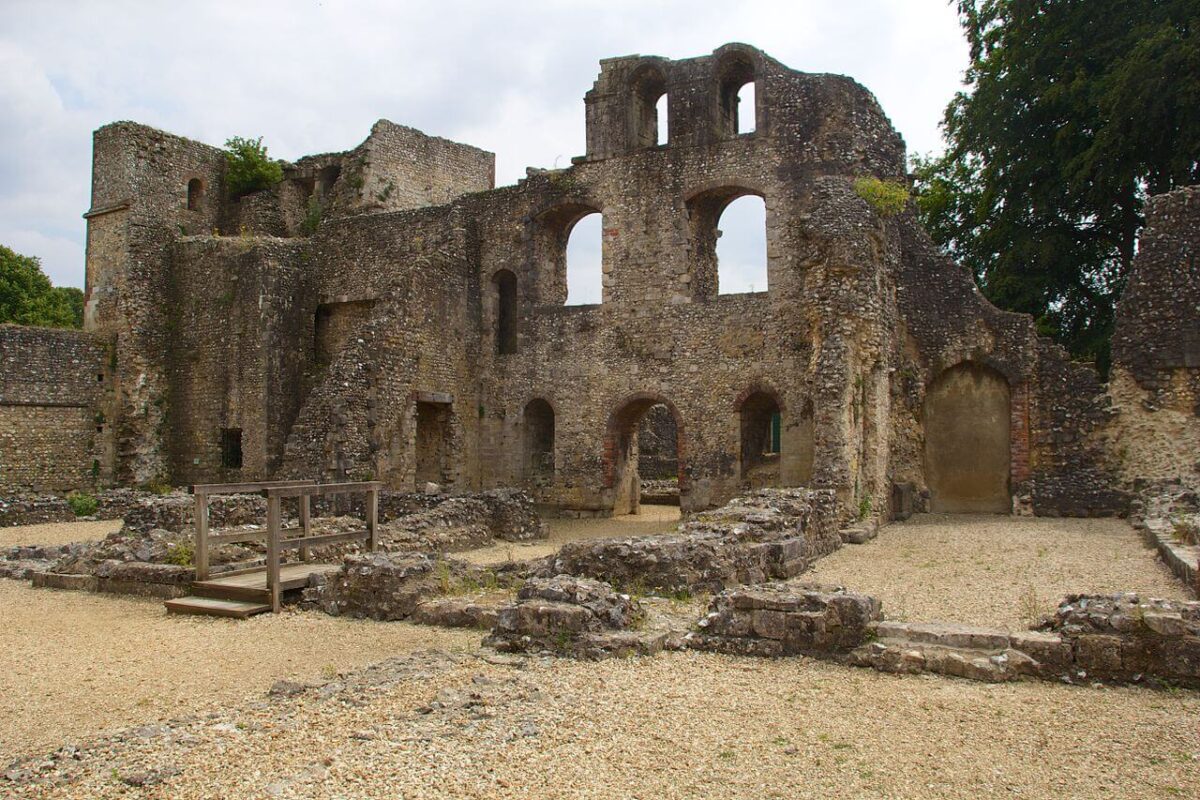 wolvesey-castle-ruins-winchester-hampshire