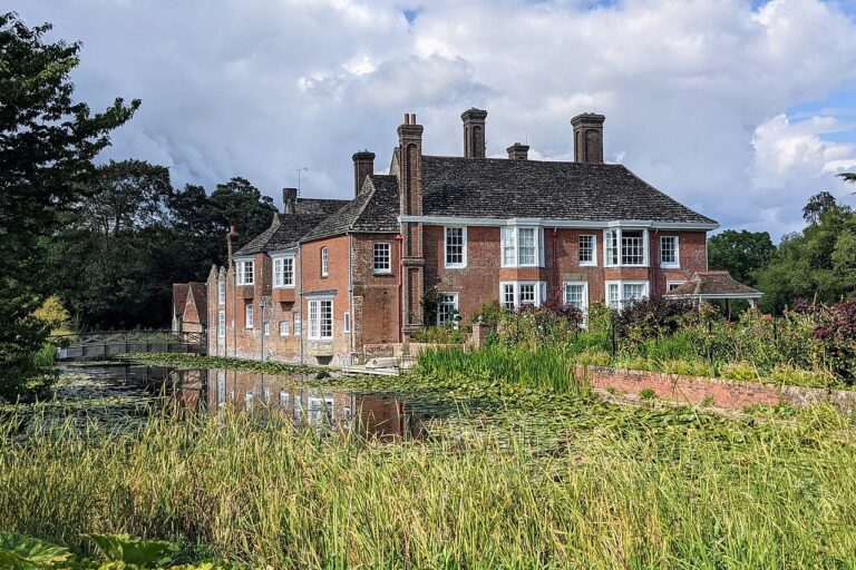 The Best Castles in the South Downs National Park